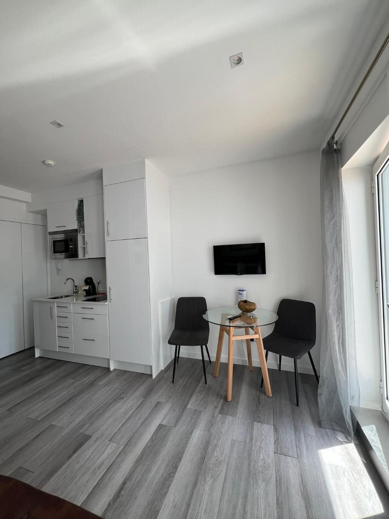Almada Studios & Suites Porto Exterior foto